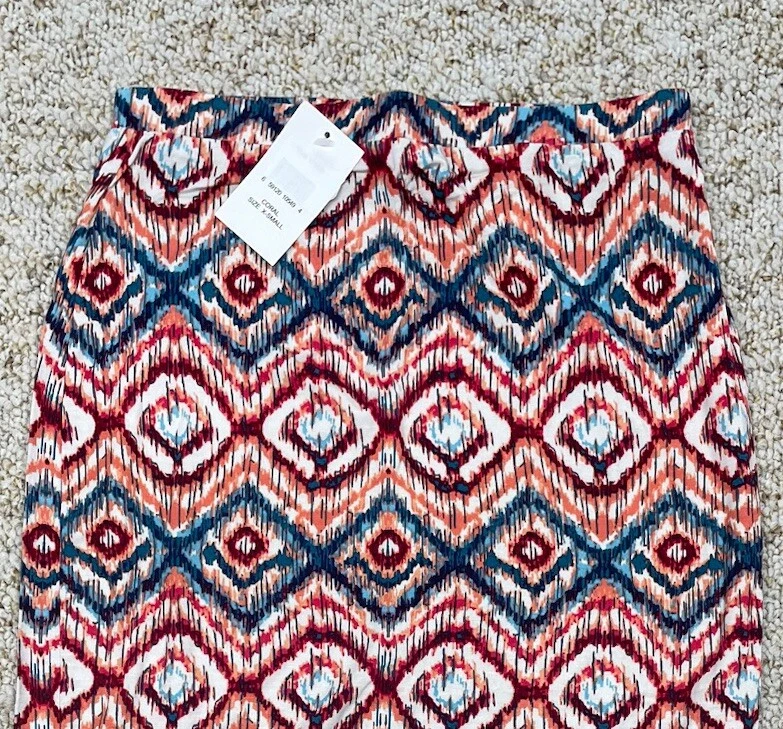 Saia Matty M Feminina Tamanho X-Pequena Cintura Elástica Asteca Lápis Forrado Elástico - Imagem 2 de 4