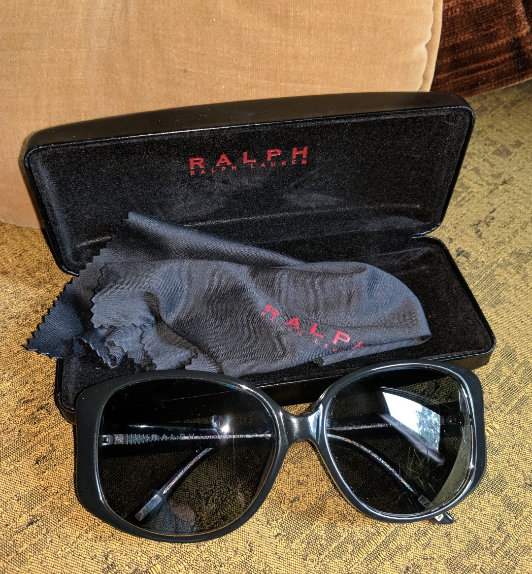 RALPH LAUREN BIG OVAL BLACK SUNGLASSES SHADES W/ CASE RA5102  display picture 1