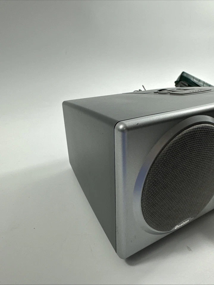 Boston Acoustics Recepter Radio AM FM Dual Alarm Clock Gray Works Tested - Image 4 of 4
