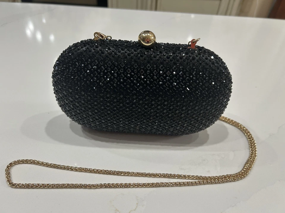 Cartera Badgley Mischka Joya Noche Ovalada con Cuentas “Un Lujo para Ocasiones Especiales” Foto 2 de 4