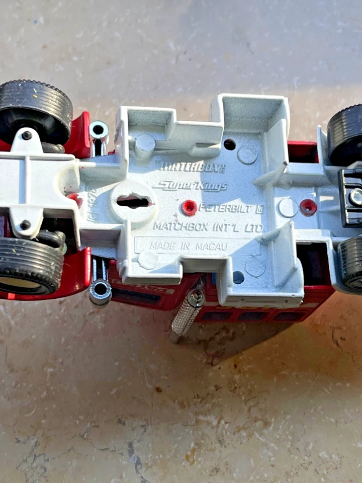 Camión de bomberos Matchbox Super Kings K-112/2, Peterbiltz -28- - Imagen 3 de 3