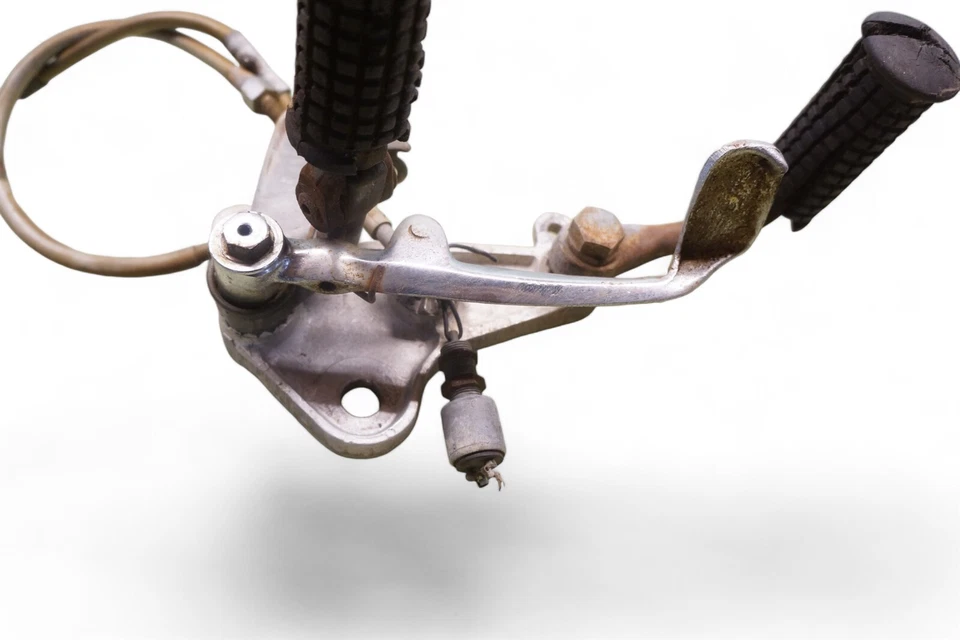 1964 Honda CB77 Superhawk Super Hawk 305 CB 77 *2323B Brake Pedal  - Image 2 of 4