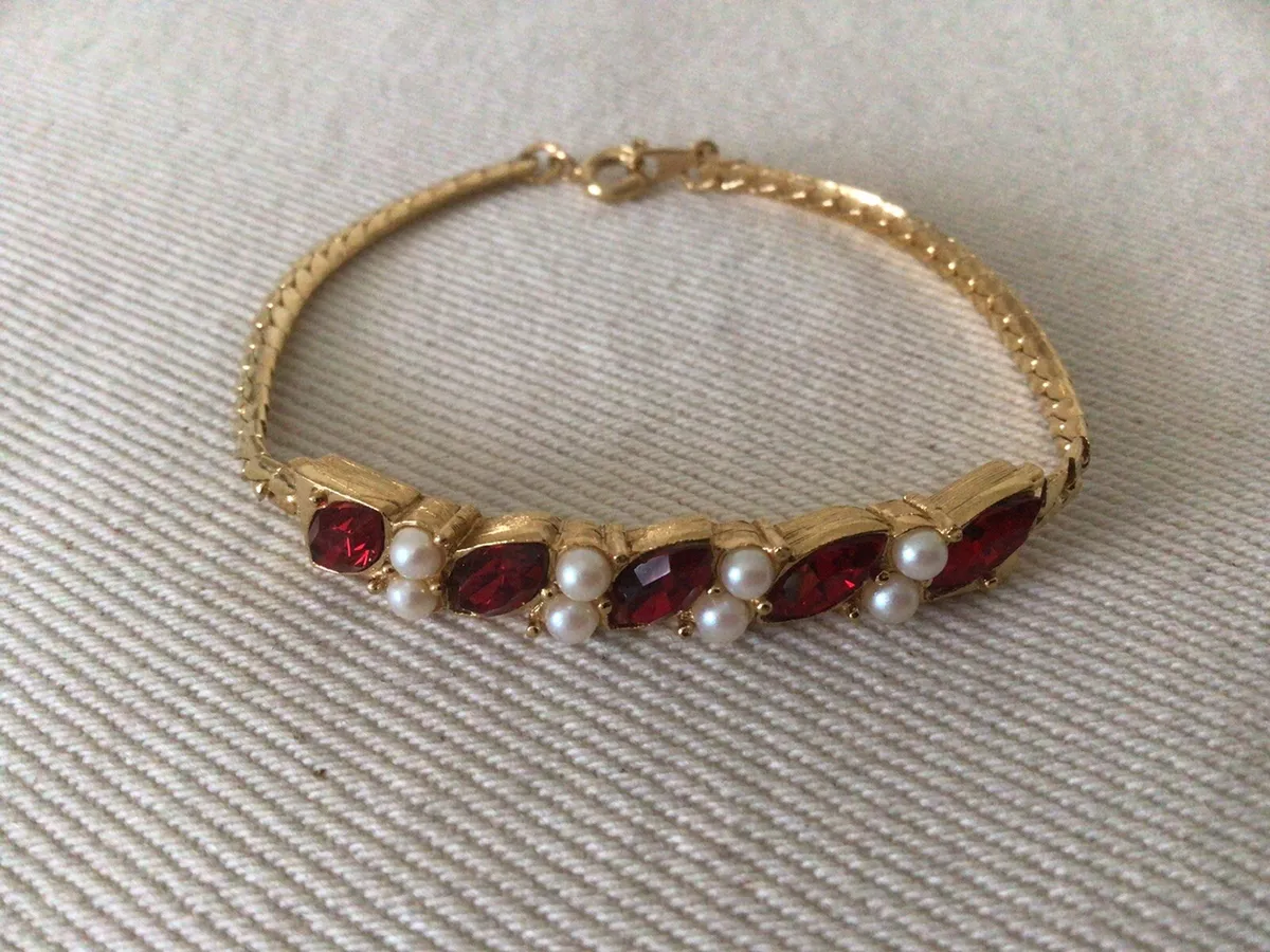 Pearl and 2024 ruby bracelet