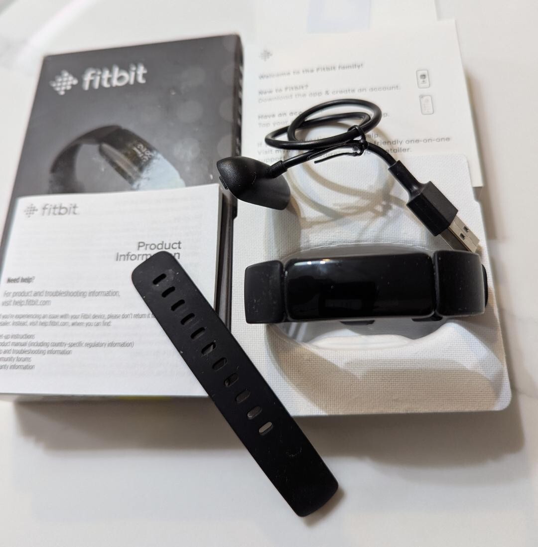 Fitbit Inspire 2 Fitness Tracker with Heart Rate Black Case - Gently Used-image