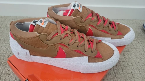 NIKE Blazer Low SACAI shoes men's size 11.5 New in Box Lt British Tan Red