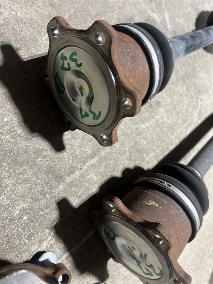 Infiniti G37 2013 ejes trasero CV eje de transmisión lado derecho y derecho OEM Foto 3 de 4