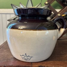 DURGIN PARK Bean Pot 3 Qt Blue Stamp Crown Stoneware Pottery Primitive Crock USA