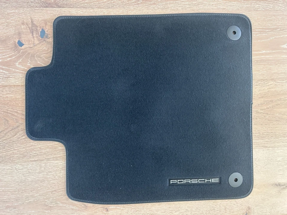 Juego de alfombrillas originales OEM 2022 Porsche Taycan 4S - 4 piezas nuevas Foto 3 de 4