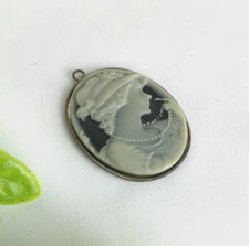 Ciondolo Pendente Cammeo Vintage Originale Bigiotteria Americana