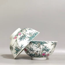 L Beautiful Chinese Qing dynasty Famille Rose Porcelain cups H4.9CM