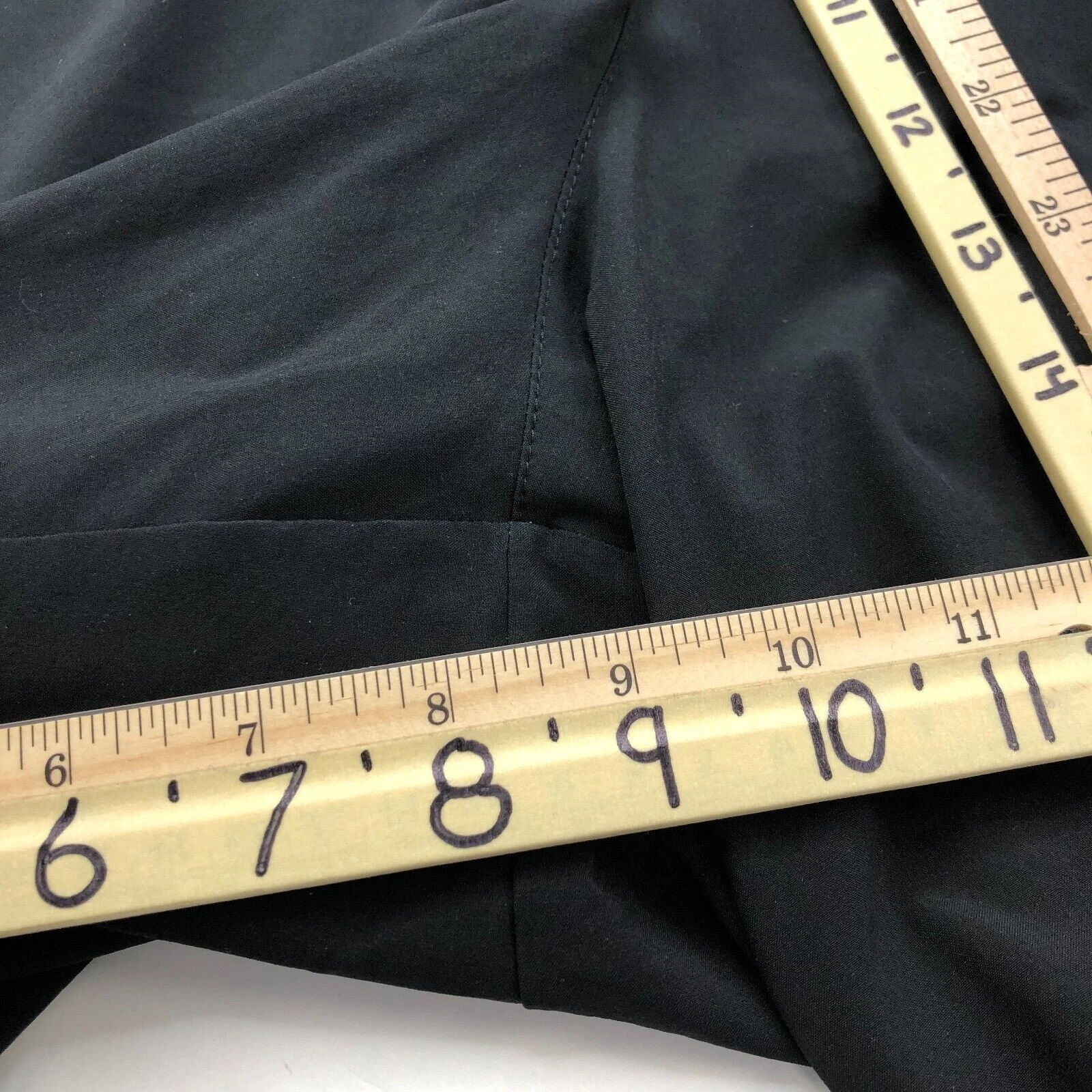 athleta brooklyn stretch shorts