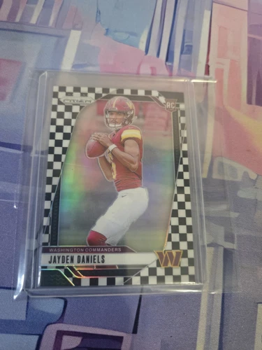 2024 Panini Prizm - Rookies Jayden Daniels #347 Black & White Checker Prizm (RC)