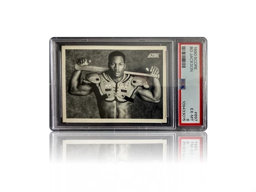 Bo Jackson 1990 Score BB/FB #697 B&W Bat On Shoulder Pads Card - PSA 6 EX-MT