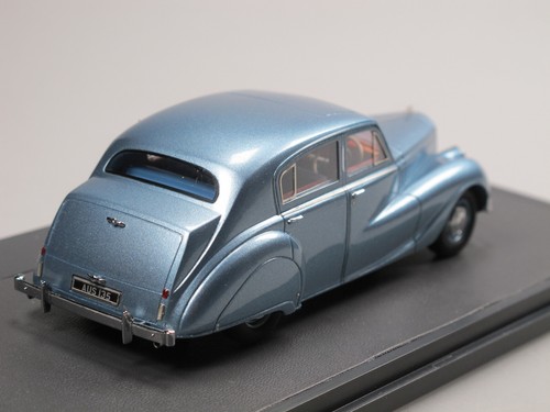 Matrix MX42101-021 1950 Austin A135 Princess II Vanden Plas blau metallic 1:43 - Bild 3 von 6
