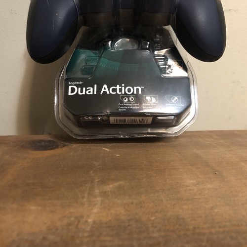 Logitech Dual Action (963292-0403) Gamepad new - Picture 5 of 7