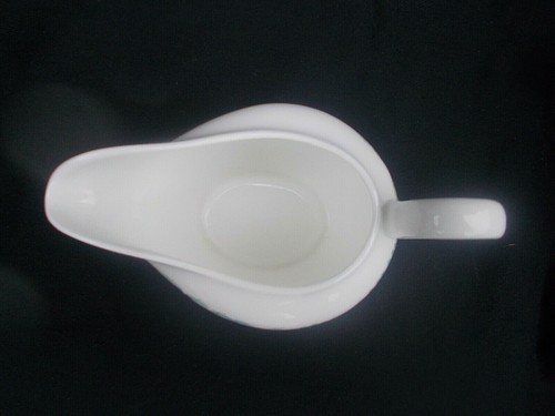Wedgwood CLEMENTINE Mint Sauce Boat - Picture 3 of 3
