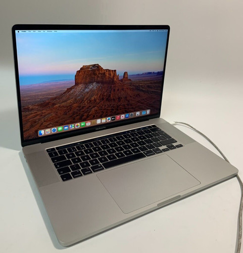MacBook Pro 16-inch (2019) - i7 - 32GB SSD 500GB UK Layout Read Description