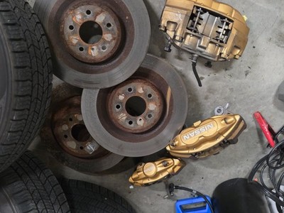 OEM Nissan 370Z Sport Akebono Big Brake Kit Front /Rear Calipers Rotors BBK