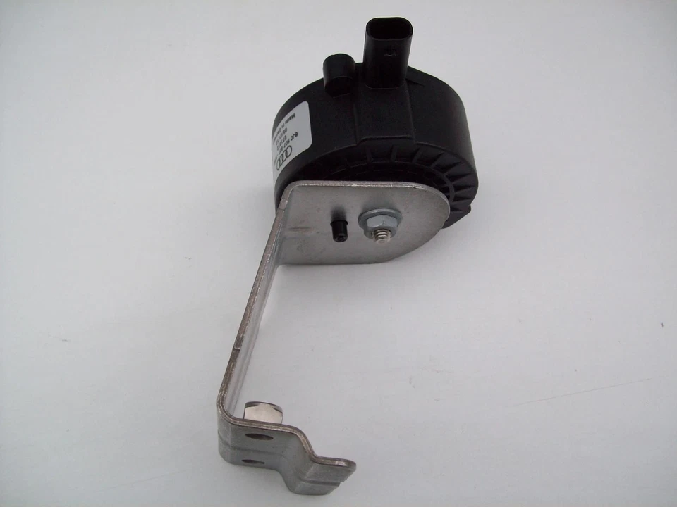 VW Polo Impact Sound Actuator & Bracket 6R0906559 2010-2014 - Image 3 of 4