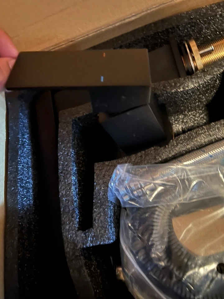 Grifo de baño compuesto de un solo mango con desagüe KOHLER Foto 4 de 4