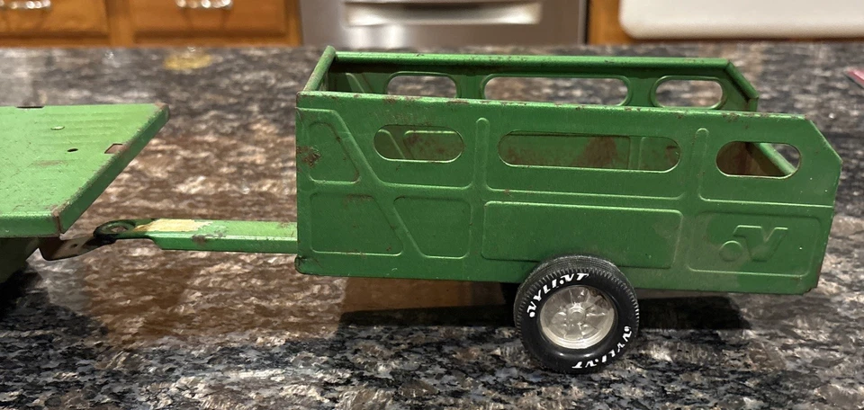 1970 Nylint Farms Truck 14" with Pull Behind Trailer 10".   Good Cond. For Age - Image 2 of 4
