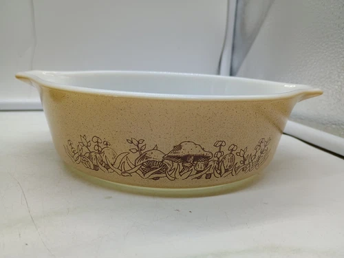 Vintage Pyrex 471-B Forest Fancies Mushroom 500 ML Dish No Lid