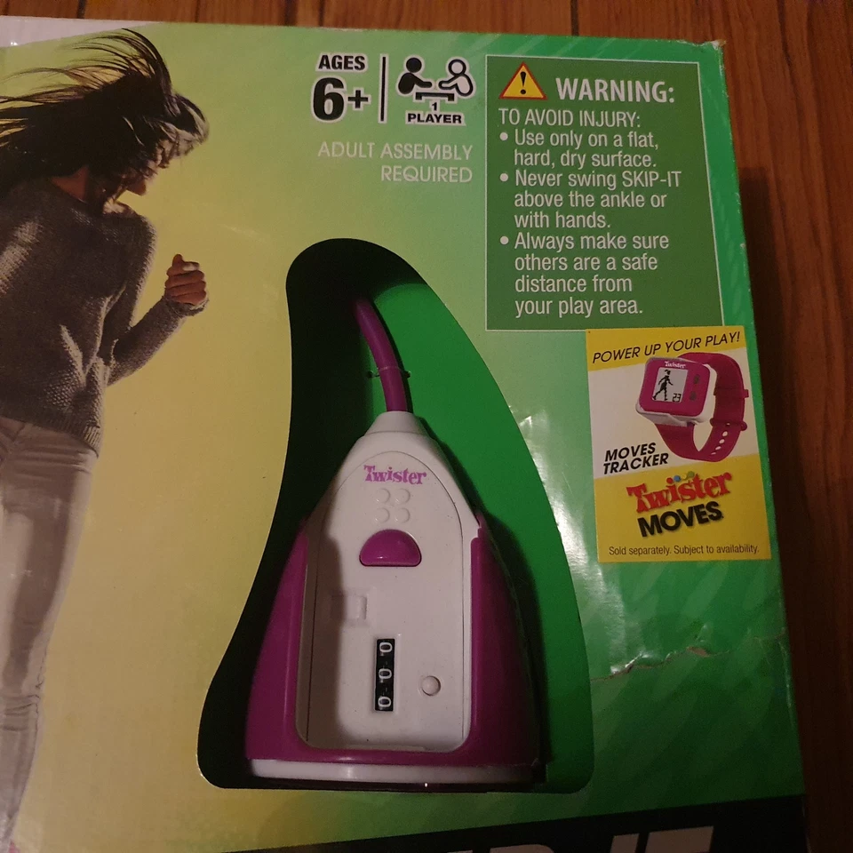 Twister Moves Skip-It Built-in Counter Hasbro Spiel Demi Lovato Neu - Bild 2 von 4