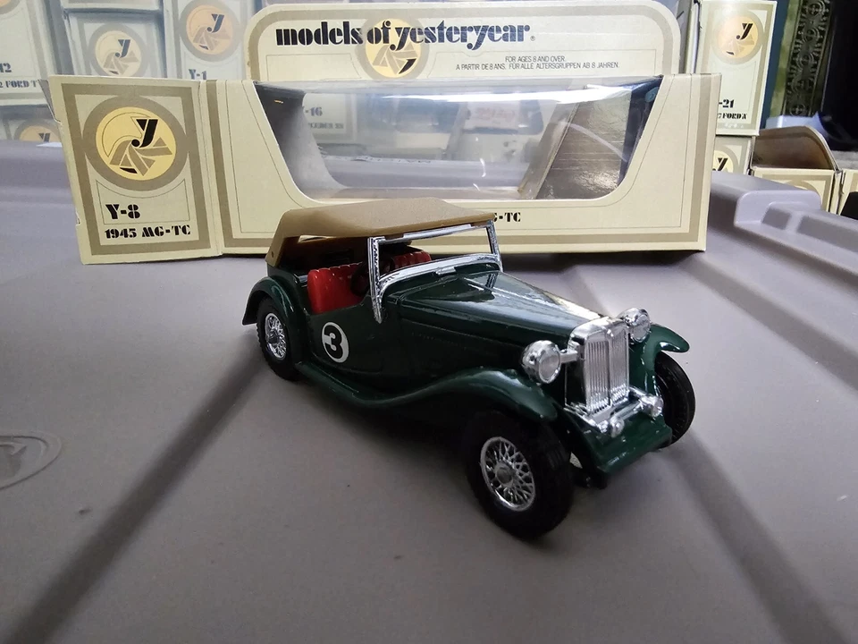 Modelos Matchbox de antaño Y-8 - 1945 MG - TC Foto 3 de 4