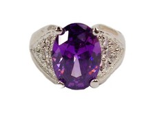 Purple oval cubic zirconia stone ring with clear stones on sides Size 7 NEW