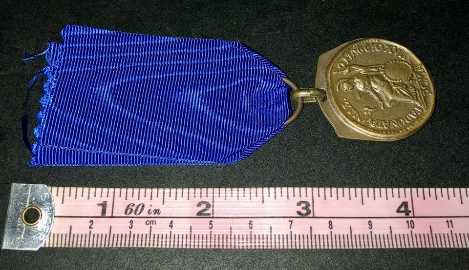 Uniforme Italiano Original Segunda Guerra Mundial Medalla Roma Premio Insignia Insignia Artículo Personal Raro Foto 3 de 4