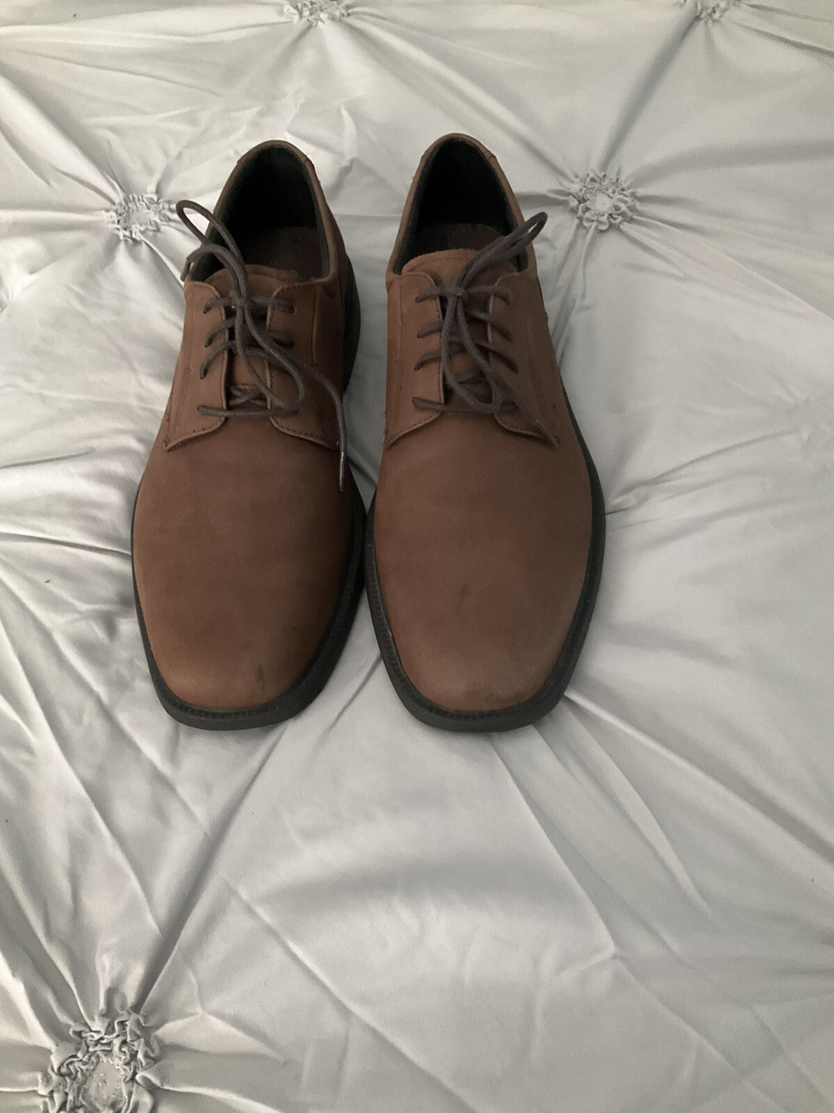 SAOLA Scarpe da uomo Bostonian Flexlite in pelle scamosciata taglia 10 5 M