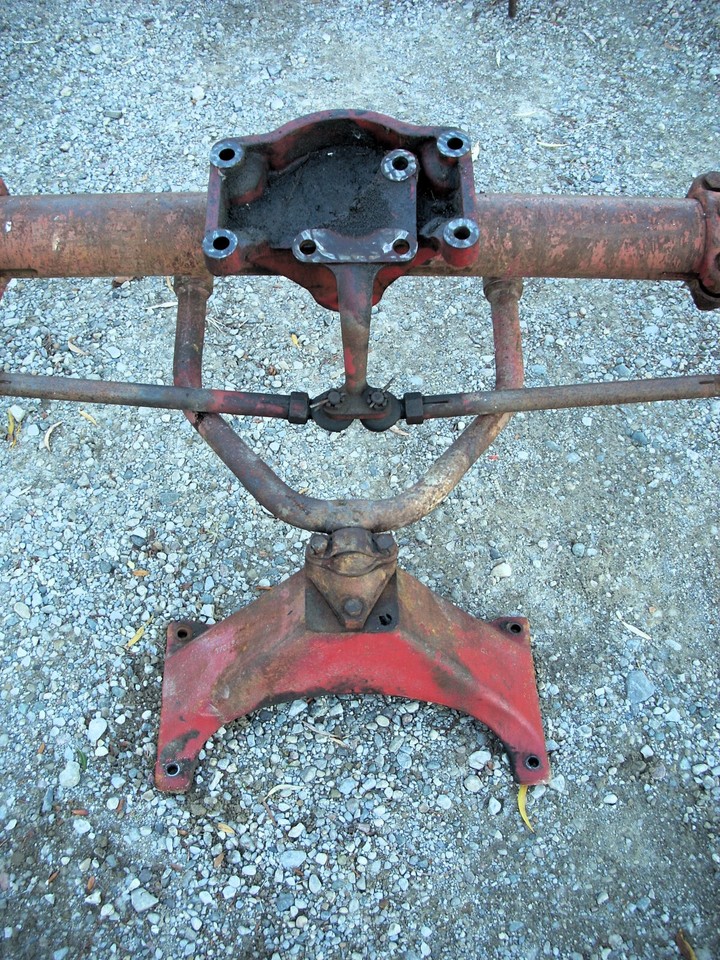 238-5335 - A New O-Ring For A Farmall 460, 544, 560, 656, 706, 756, 806