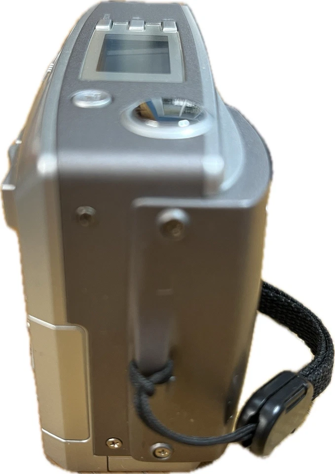 HP Digital Camera Photosmart 735 3.2MP Silver & Carry Case - Image 4 of 4