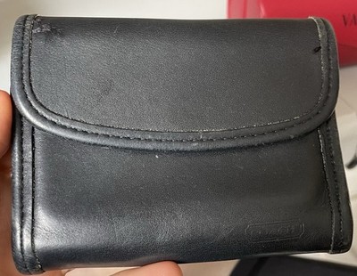 Coach Vintage Multi-Function Black Leather Wallet Key Chain 7219 Used