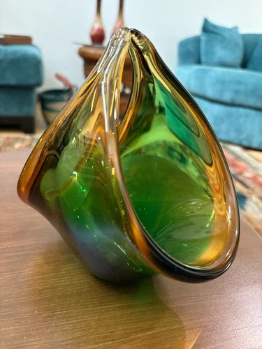Vintage Murano Style Hand blown art glass bowl basket made in Italy, green amber
