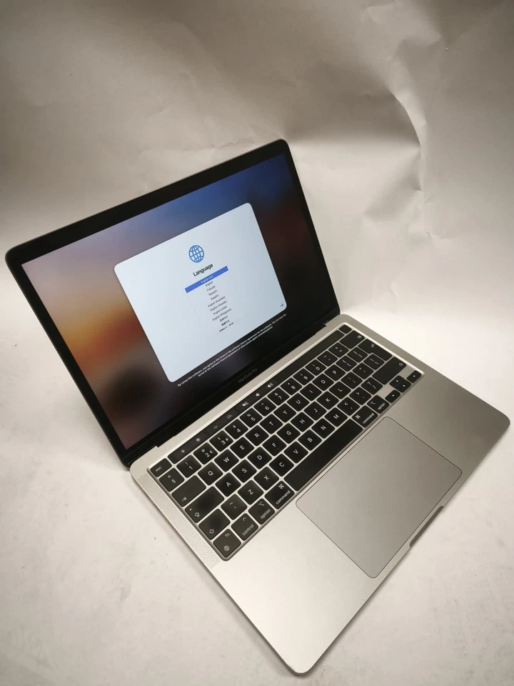 Apple MacBook Pro 13" M1 · 16GB · 256GB, photo 3 of 5
