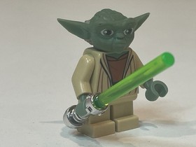 Lego Star Wars Yoda SW0219 Clone Minifigure Light Bluish Gray Hair 8018 7964