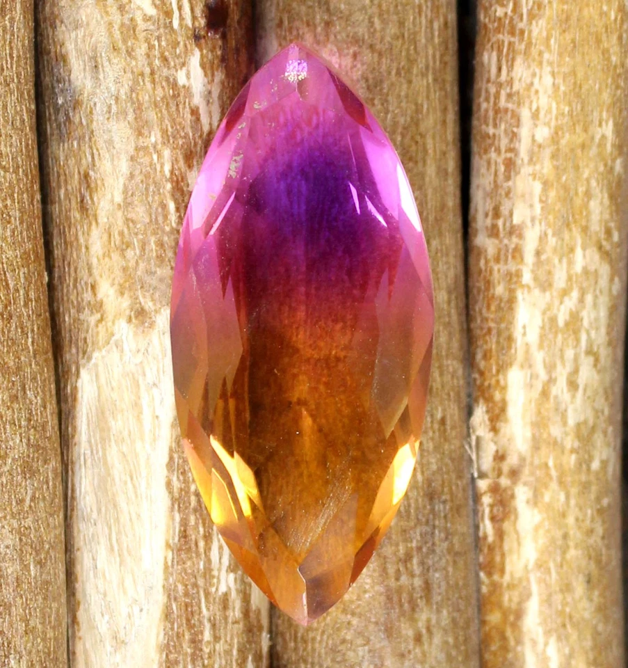 Piedras preciosas sueltas marquesa brasileñas bicolor ametrino 46,15 quilates certificadas T16508 Foto 2 de 4