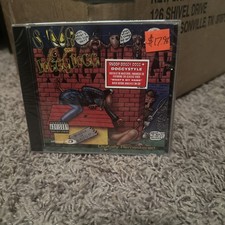 Doggystyle by Snoop Doggy Dogg (CD, 2001)Mostly Sealed Cracked Case