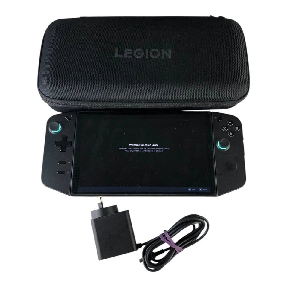 Lenovo Legion Go 8APU1 AMD Ryzen Z1 Extreme 16GB 2TB Free Postage - Image 2 of 4