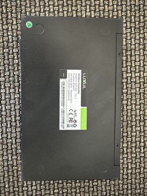 LUXUL XWC-1000 WIRELESS CONTROLLER  USED   (B28)