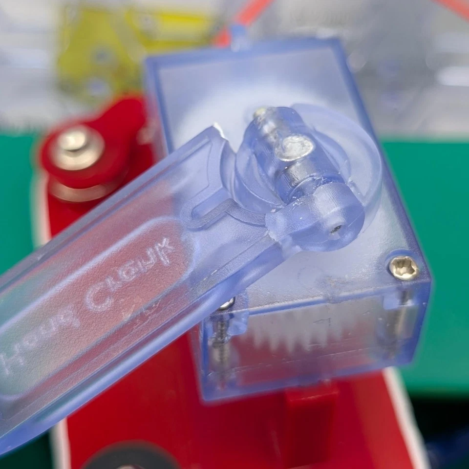 Kit de energia alternativa verde Elenco Snap Circuits SCG-125 125 projetos brinquedo STEM - Imagem 4 de 4