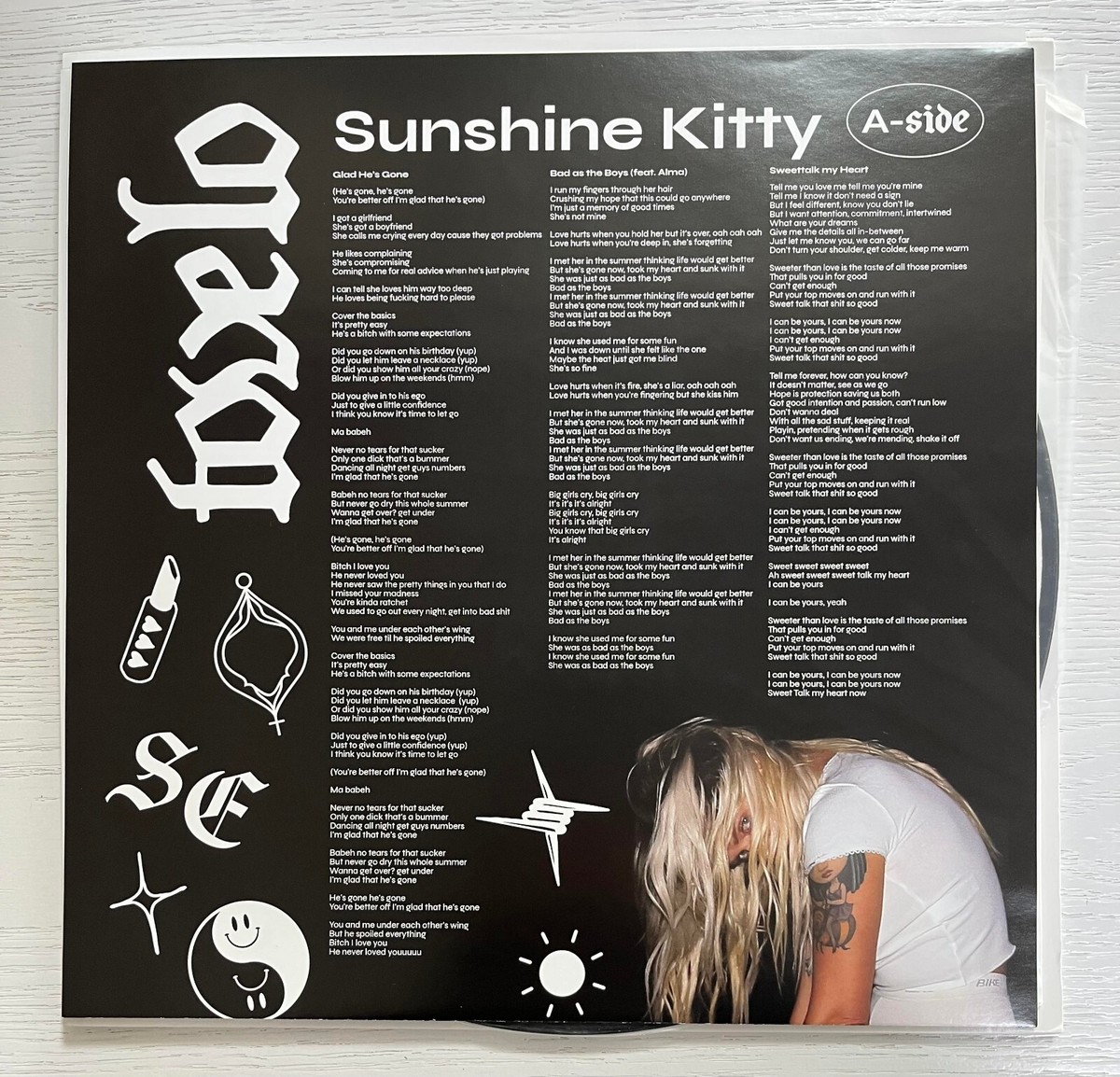 Tove Lo / Sunshine Kitty 12