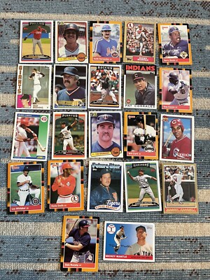 assorted baseball card lot