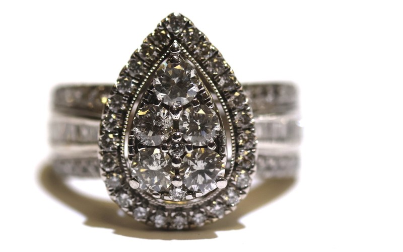 10k White Gold 2.25ct Illusion Pear Diamond Engagement Ring 6.2g Size 7.5