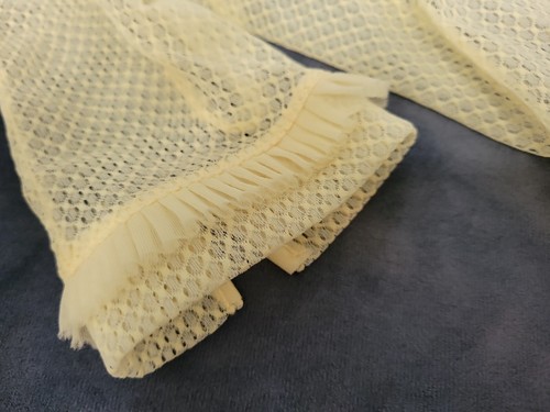 Guantes de encaje antiguos de marfil vintage de la década de 1940 con volantes plisados talla pequeña 6 - Imagen 5 de 10