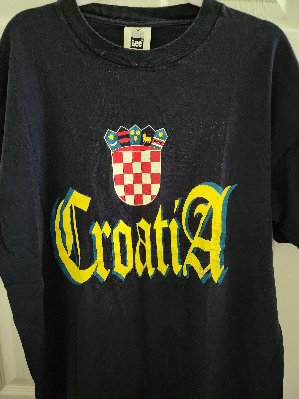 Picture 1 of 6