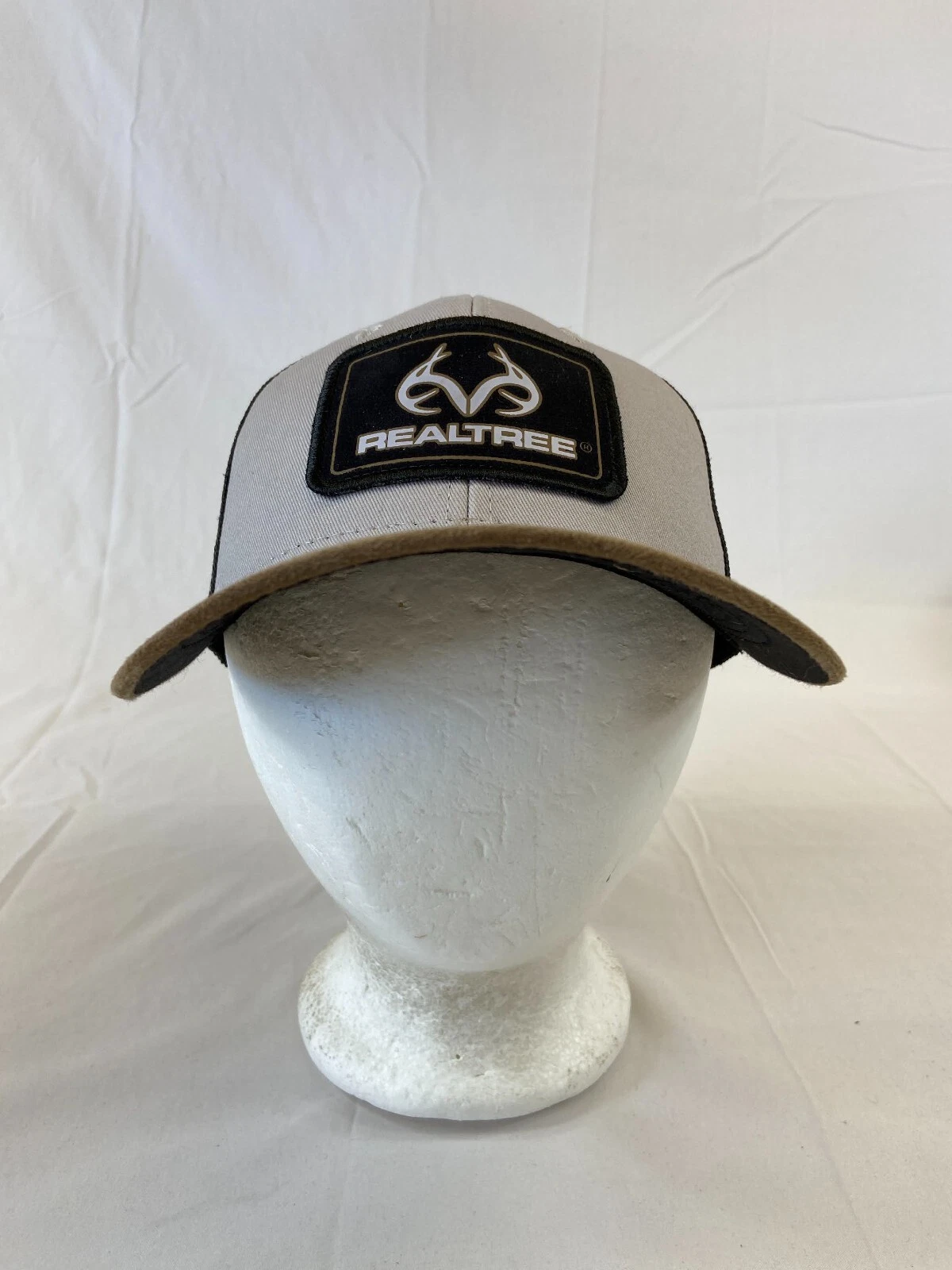Realtree Baseball Cap Snapback Hat Mesh Back OSFM Hunting Outdoor Soft Bill Gray
