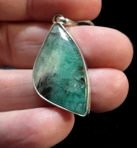 Collane e pendagli di lusso smeraldo in argento