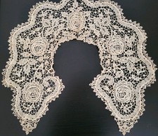 Antiker edwardianischer viktorianischer Kragen mit feiner Spitze